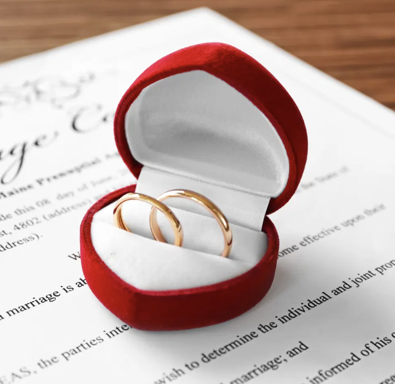 Le mariage : une union entre un homme et une femme - Mousso