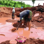 L’orpaillage clandestin au féminin pour briser le cercle de la pauvreté à Badon et Sibikiling  - Mousso