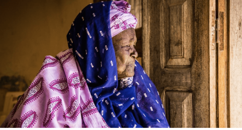 Pourquoi les personnes âgées dépriment ? - Mousso