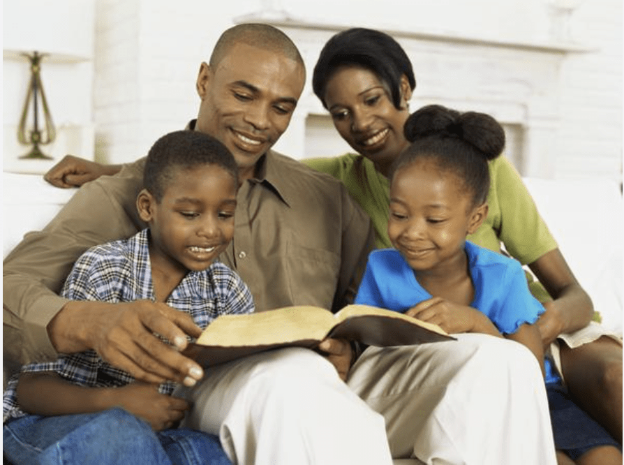 La famille catholique est fondée sur le mariage - Mousso