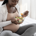 Bien s'alimenter pendant la grossesse passe par les règles hygiéno-diététiques - Mousso