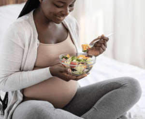 Bien s'alimenter pendant la grossesse passe par les règles hygiéno-diététiques - Mousso