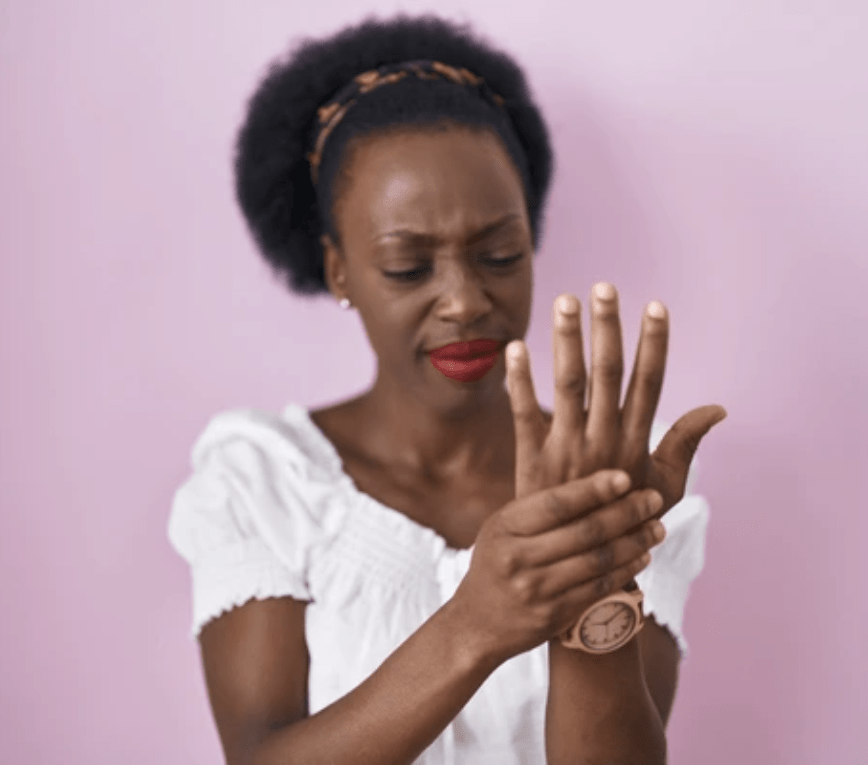 Le rhumatisme des jeunes femmes : polyarthrite rhumatoïde - Mousso