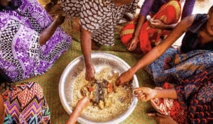 Ndogou à l’UCAD : Quand les étudiantes nourrissent le campus - Mousso