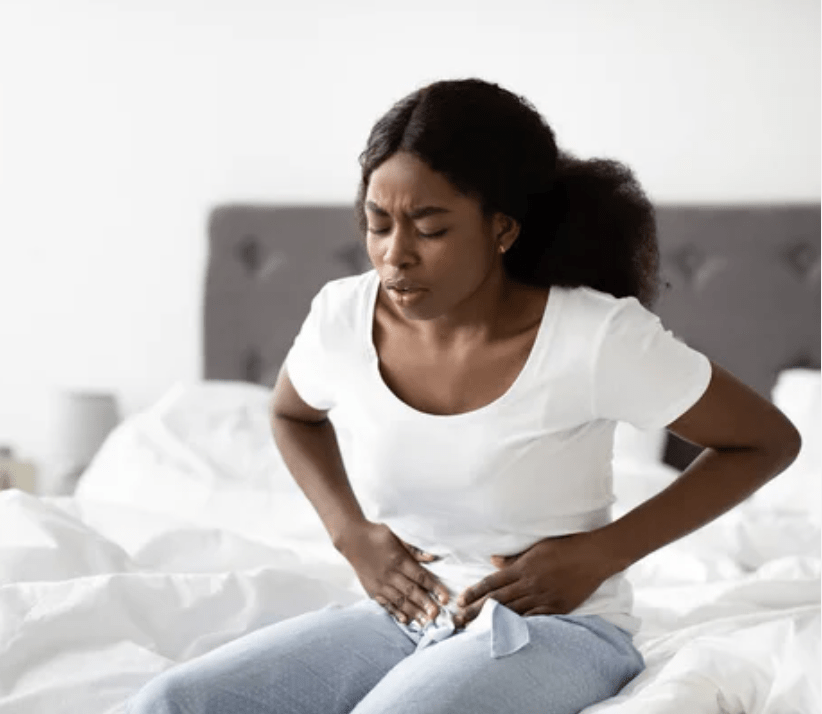 Des règles très douloureuses : signe d'alerte d'une endométriose - Mousso