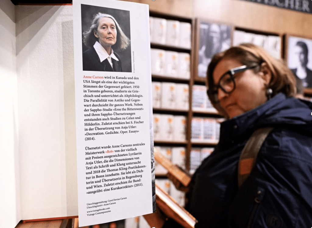 Prix Nobel de littérature : la Canadienne Anne Carson récompensée pour son œuvre « audacieuse et inventive » 5- Mousso Prix Nobel de littérature : la Canadienne Anne Carson récompensée pour son œuvre « audacieuse et inventive » - Mousso